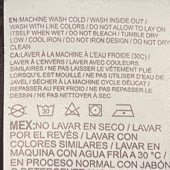 Levis Logo Pullover T-Shirt Sportswear Youth XL Longsleeve Black Red NWT -A0040 - Picture 9 of 10